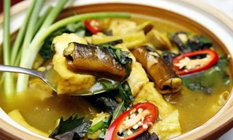 Loại cá từng đầy ruộng đồng nay được săn đón, nhờ  giàu đạm, ít xương dăm có giá tới 500.000 đồng/kg vẫn hút khách