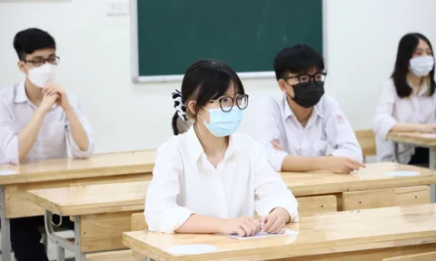 Đề Ngữ văn vào lớp 10 Hà Nội "chạm" đúng giới trẻ, thông điệp phía sau gây chú ý