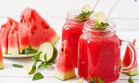 Chuyên gia cảnh báo một sai lầm nhiều người mắc tiểu đường thường gặp khi ăn dưa hấu