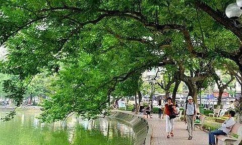 Hà Nội hiếm hoi mát mẻ giữa tháng 6, nhưng nắng nóng sắp quay lại