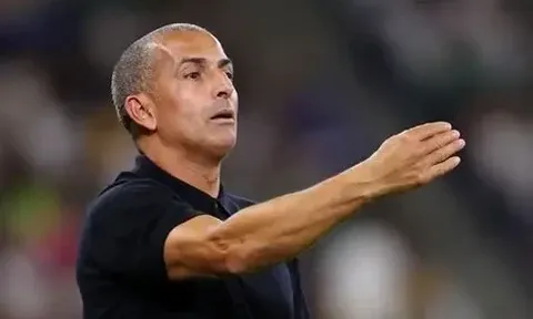 Điều gì khiến một HLV bị sa thải chỉ sau 90 phút ở World Cup 2026?