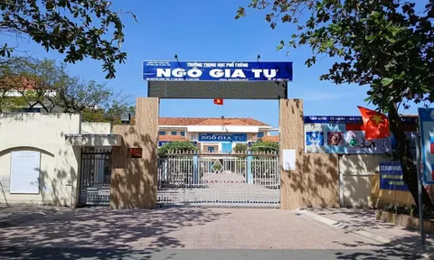 Vụ thí sinh dùng điện thoại thi tốt nghiệp 2026  nhưng không bị xử lý: Hủy toàn bộ kết quả, làm rõ ai liên quan