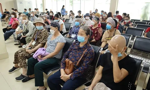Tin vui cho bệnh nhân ung thư: Nhiều thuốc điều trị đắt đỏ có thể sẽ được BHYT chi trả từ 30%-70%