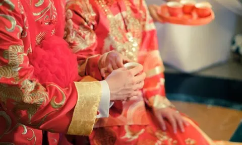 "Chốt đơn" vợ sau 5 phút gọi video, chú rể ngã ngửa đệ đơn ly hôn gấp sau 9 ngày vì bí mật tày trời của cô dâu