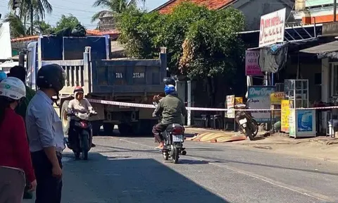 Vụ xe tải va chạm với xe máy, 2 mẹ con thương vong: Chủ tịch xã hé lộ điều xót xa