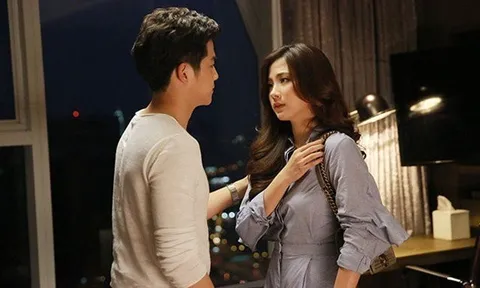 Bạn gái cũ vừa ly hôn đã gọi điện 'cầu cứu' trong đêm, cảnh tượng trước mắt khiến tôi sững sờ
