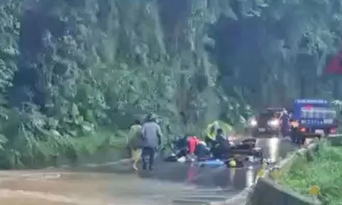 Nữ sinh 21 tuổi tử vong khi đi cắm trại, tài xế cứu nạn bật khóc: "Hai mạng người, tôi chỉ cứu được một"