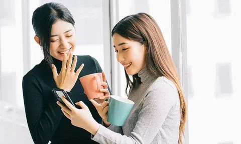 Không cần nói nhiều vẫn được tin tưởng: 4 cách giao tiếp giúp người EQ cao luôn được cấp trên đánh giá cao