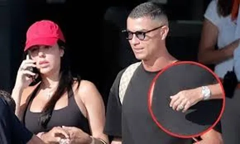 10 năm bên nhau, 5 người con và chiếc nhẫn gây chú ý: Ronaldo sắp tổ chức đám cưới?
