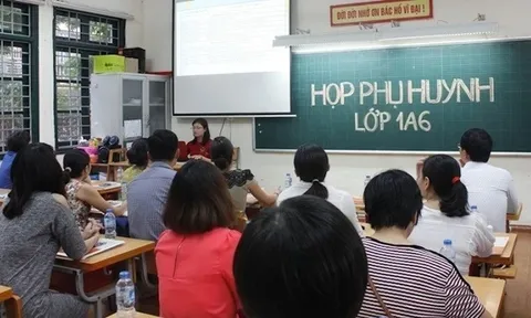 Cấm hội phụ huynh thu tiền hộ nhà trường: Đảm bảo minh bạch tài chính trong giáo dục