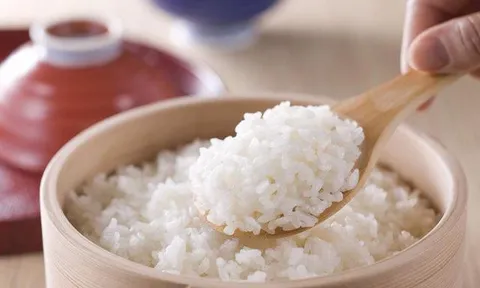 Ăn cơm buổi sáng có gây tăng cân như nhiều người vẫn nghĩ?