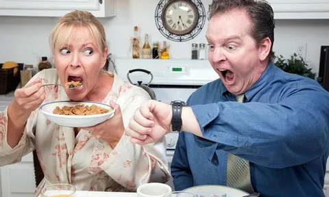 4 cách ăn sáng tưởng tốt nhưng lại khiến cơ thể "xuống dốc" từng ngày, cái số 4 nhiều người mắc