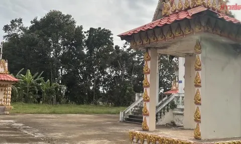 Bắt quả tang vợ ngoại tình, địa điểm "hành sự" khiến thám tử cũng phải lạnh gáy