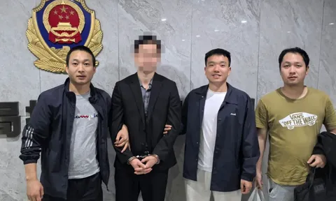 Mang 6,6 tỷ đi gửi tiết kiệm, cụ ông 82 tuổi điếng người nghe nhân viên ngân hàng phán một câu xanh rờn