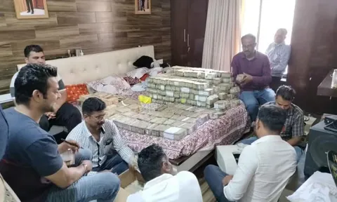 Khám xét dinh thự của "siêu lừa", lóa mắt trước 46 tỷ tiền mặt và gần 3 tạ vàng, bạc giấu trong két sắt