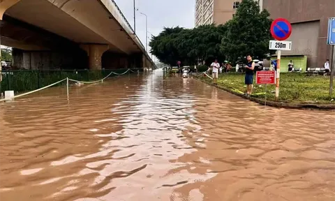Chi tiết danh sách các điểm ngập ở Hà Nội sáng 17/9, người dân lưu ý