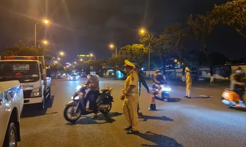 Tài xế cần đặc biệt lưu ý 2 khung giờ "vàng" này để tránh bị phạt nặng