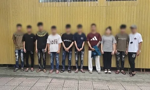 Đi báo án vì bị truy đuổi, "nạn nhân" không ngờ mình cũng bị khởi tố