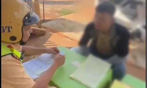 Từng đi tù vì gây tai nạn chết người do uống rượu bia, tài xế lại vi phạm nồng độ cồn gấp 3 lần mức "kịch khung"