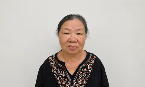 Nguyên cán bộ ngân hàng Nguyễn Thị Kim Oanh đầu thú sau gần 30 năm trốn truy nã