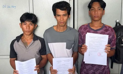 Từ tin báo của người dân, công an lật tẩy bí mật trong căn nhà bỏ hoang của 3 thanh niên