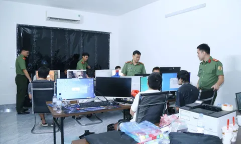 Bắt giữ 11 người nước ngoài lừa đảo: Hé lộ thủ đoạn vượt rào cản ngôn ngữ