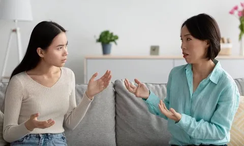 Chủ động đón mẹ chồng lên ở cùng, giờ tôi đứng trước một lựa chọn rất khó