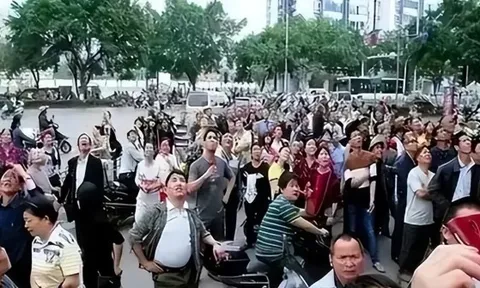 Bảo vệ 26 tuổi lao ra đỡ cô gái nhảy lầu, bị tổn thương cột sống: Câu nói của gia đình nạn nhân khiến anh đau lòng