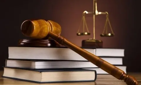 Đảng viên có con với người khác khi đang có vợ/chồng: Trường hợp nào bị kỷ luật?