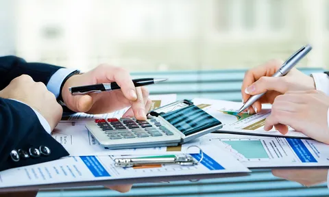 Tạm ứng hợp đồng có phải lập hóa đơn ngay? Thời điểm nào được xác định là đúng quy định?