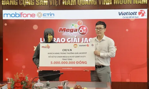 Người phụ nữ ở An Giang trúng gần 200 tỉ đồng Vietlott từ 20.000 đồng