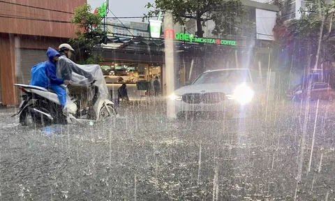 Dự báo thời tiết ngày 17/7: Bắc Bộ mưa rất to, có nơi trên 250mm, nguy cơ lũ quét và sạt lở đất