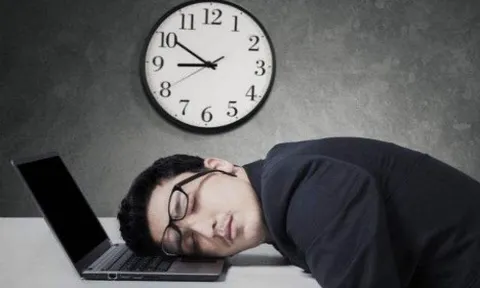 5 thói quen nhiều người làm mỗi ngày nhưng âm thầm rút ngắn tuổi thọ