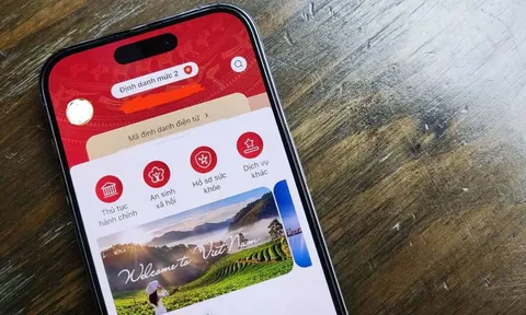 Có VNeID mức 2, người mua xe cũ được miễn trước bạ xe máy, giảm 50% với ô tô từ 15/8