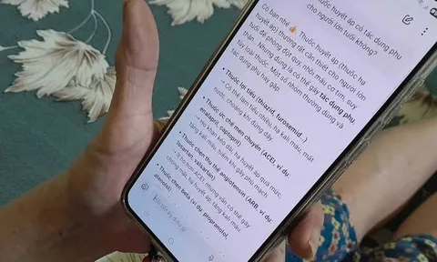 Tự chẩn đoán bệnh bằng AI, nhiều người có thể trả giá đắt