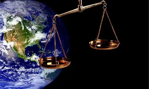 Các nhà khoa học cân cá voi, hành tinh và hố đen bằng cách nào khi không thể dùng bàn cân?