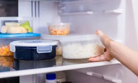 4 loại thực phẩm không nên để trong tủ lạnh quá 48 giờ, hâm nóng lại vẫn tiềm ẩn nguy cơ ngộ độc