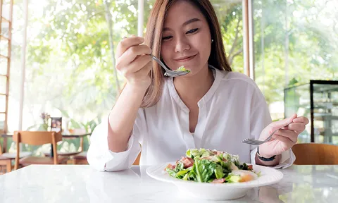 Ăn sáng đúng cách để giảm cân: 3 thay đổi đơn giản giúp kiểm soát cân nặng