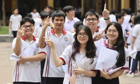 Thi vào lớp 10 có thể chỉ còn 2 môn Toán và Ngữ Văn: Giảm áp lực thi cử hay tăng cạnh tranh?