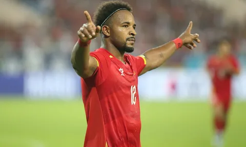 Nguyễn Xuân Son phô diễn khả năng săn bàn, lập kỷ lục tại ASEAN Cup