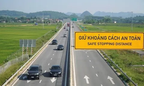 Phó Thủ tướng yêu cầu rà soát mức phạt và quy định khoảng cách an toàn khi lái xe