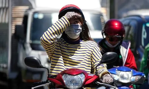 Không khí lạnh tràn về miền Bắc, Hà Nội vẫn nắng nóng 35-36 độ rồi giảm nhiệt mạnh