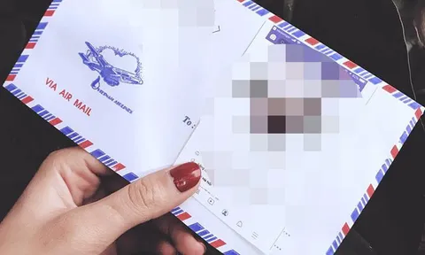 Mang thư tình của người yêu cũ cho vợ đọc ngay đêm tân hôn, người chồng nhận cái kết không ngờ