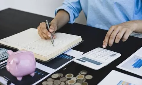 4 cách quản lý tiền giúp bạn tiết kiệm đều đặn, không lo hụt trước thiếu sau