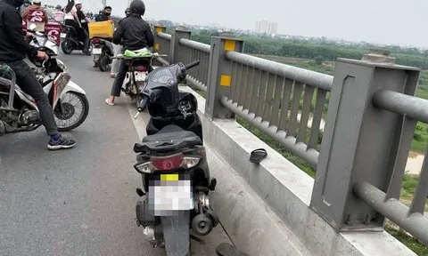 Người đàn ông rơi từ cầu Vĩnh Tuy tử vong: Một chi tiết đầy xót xa và ám ảnh tại hiện trường