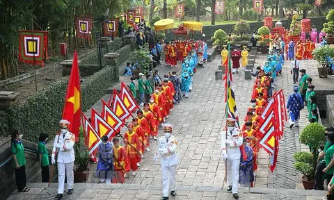 Thông báo Lịch nghỉ Giỗ tổ Hùng Vương, 30/4 và 1/5 năm 2026 chính thức cho người lao động theo Bộ luật Lao động được nghỉ bao nhiêu ngày?