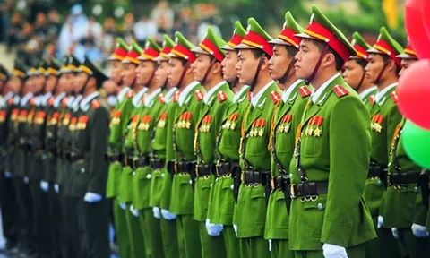 Hệ số lương công an 2026: Bảng lương từng cấp bậc từ 01/7/2026 dự kiến tăng bao nhiêu tiền?