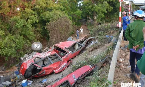 Tiếng hét lớn của tài xế trước khi xe khách lao xuống vực khiến 4 người tử vong