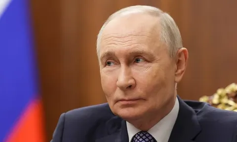 Tổng thống Nga Vladimir Putin tuyên bố ngừng bắn với Ukraine trong dịp Lễ Phục sinh