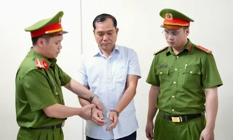 Bắt ông Hoàng Trọng Lợi - Cựu phó chủ tịch TP Phúc Yên (cũ) vì liên quan "xã hội đen"